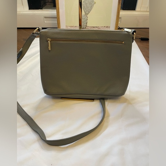 Freshly Picked light gray classic crossbody bag - Picture 2 of 7